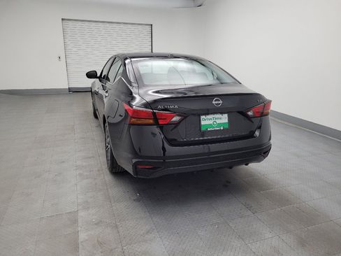 Used 2023 Nissan Altima 2.5 SV image 6