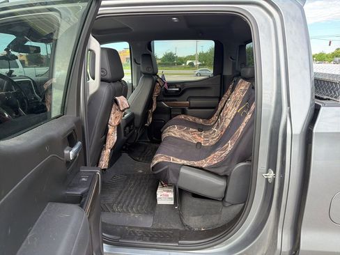 Used 2021 Chevrolet Silverado 1500 RST w/ Convenience Package II AWD/4WD image 7