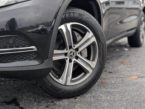 Used 2018 Mercedes-Benz GLC 300 4MATIC image 7