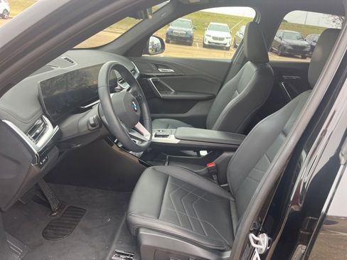 Used 2025 BMW X1 xDrive28i image 15