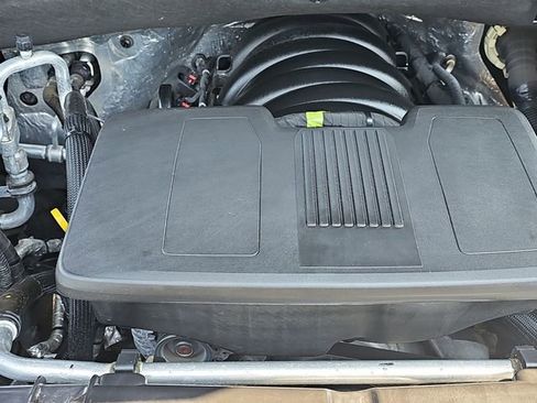 Used 2024 GMC Sierra 1500 SLE w/ X31 Off-Road Package AWD/4WD image 30