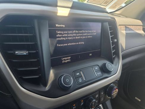 Used 2023 GMC Acadia Denali FWD image 26