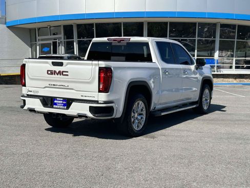 Used 2024 GMC Sierra 1500 Denali w/ Technology Package AWD/4WD image 7
