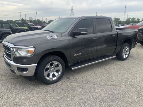 Used 2022 RAM 1500 Big Horn AWD/4WD image 4