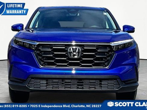 Used 2025 Honda CR-V LX image 2