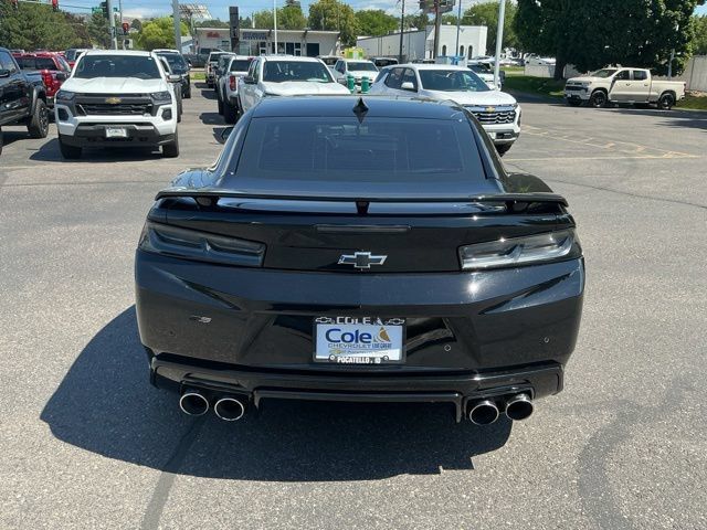 Used 2018 Chevrolet Camaro SS w/ LPO, Ground Effects Package RWD image 5