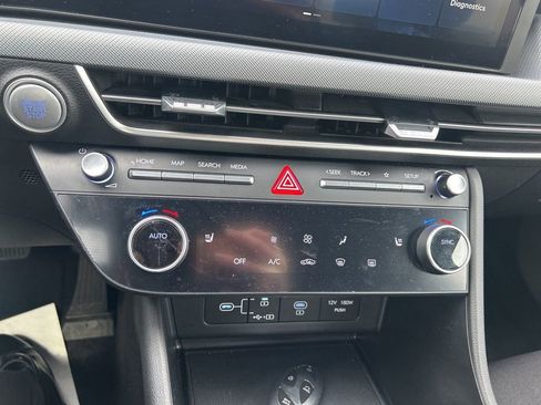 Used 2025 Hyundai Sonata SEL image 25