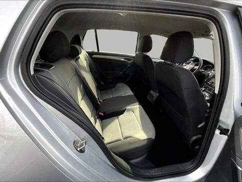 Used 2016 Volkswagen e-Golf SE w/ DC Fast Charging Package FWD image 21
