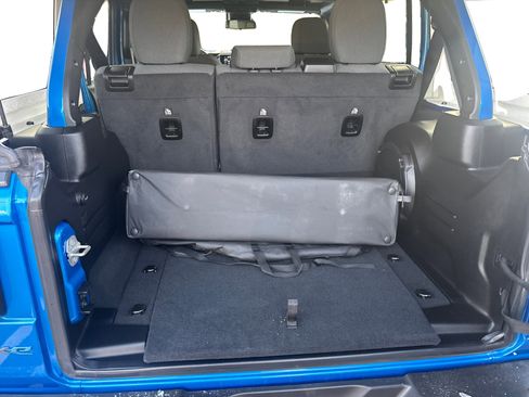 Used 2024 Jeep Wrangler Sport S w/ Technology Group image 11