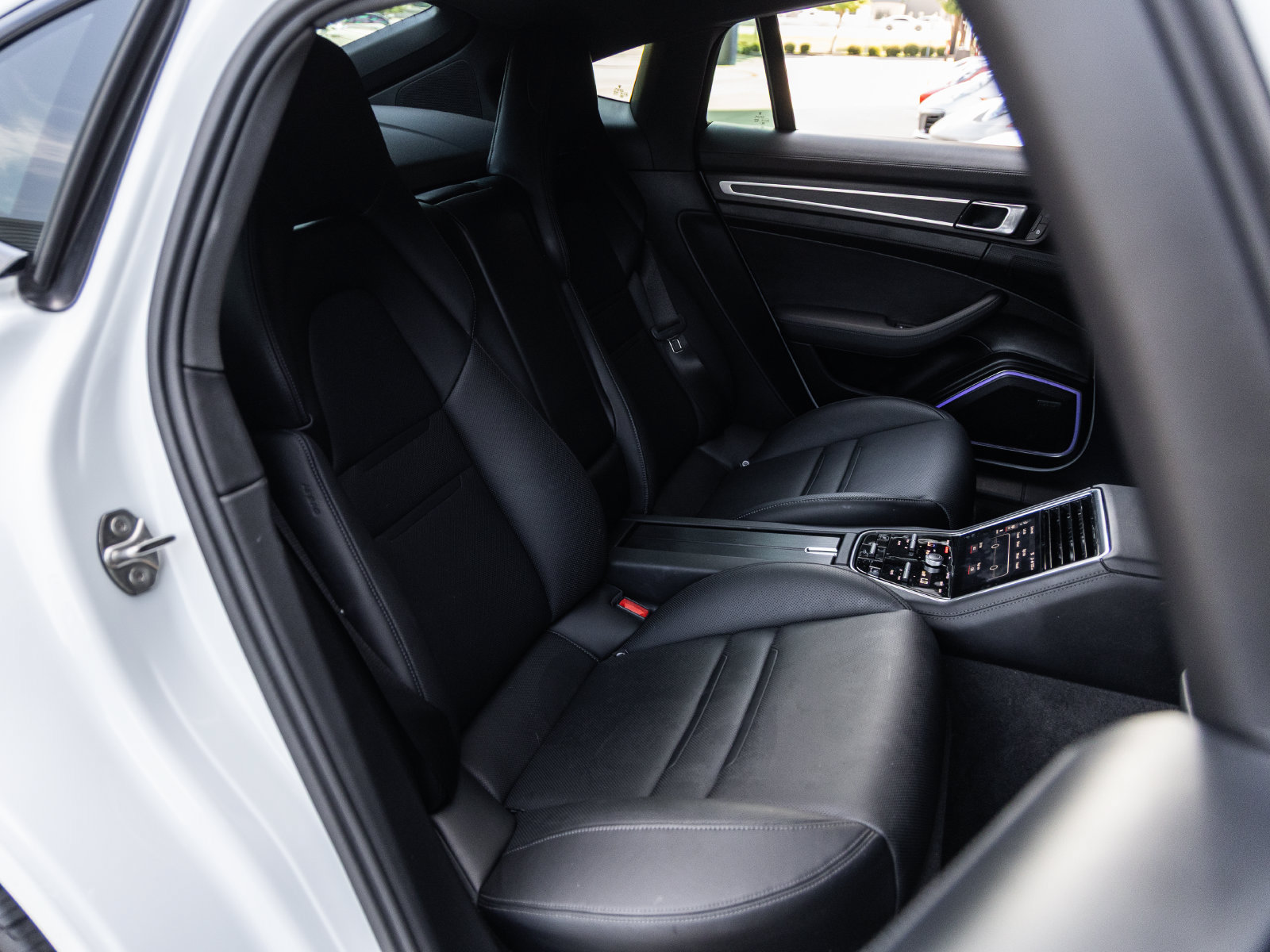 Certified 2023 Porsche Panamera 4 Platinum Edition AWD/4WD image 44