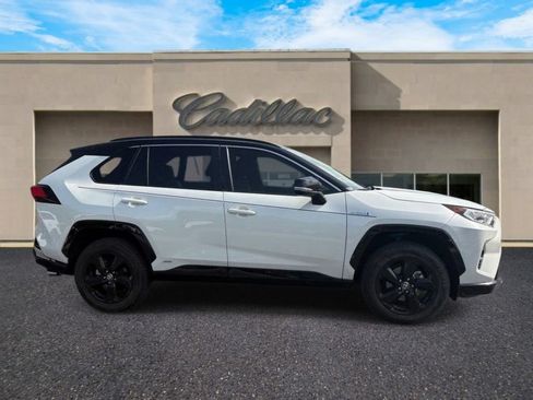 Used 2020 Toyota RAV4 XSE w/ XSE Grade Weather Package AWD/4WD image 2