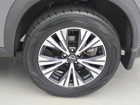 Certified 2023 Nissan Rogue SV FWD image 31