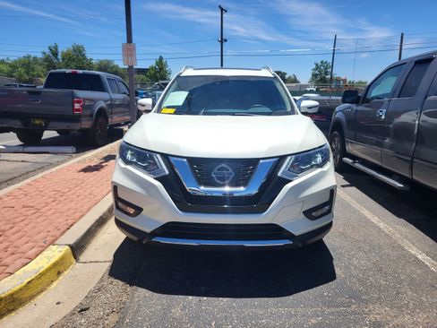 Used 2017 Nissan Rogue SL w/ SL Premium Package AWD/4WD image 13