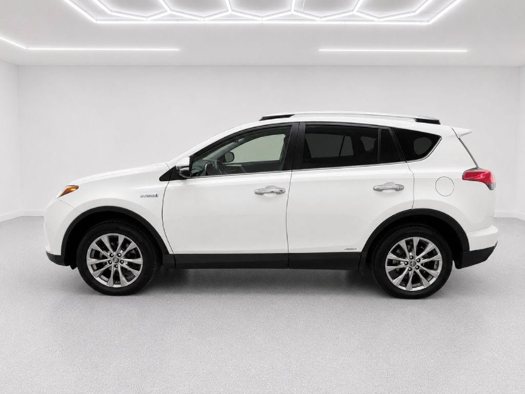 Used 2017 Toyota RAV4 Limited AWD/4WD image 6