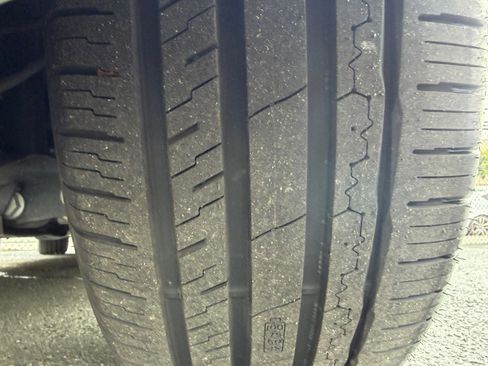 Used 2023 Tesla Model Y Long Range image 52