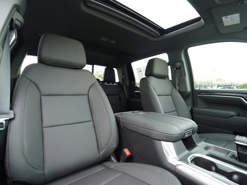 New 2026 Chevrolet Silverado 1500 LTZ w/ LTZ Premium Package AWD/4WD image 13