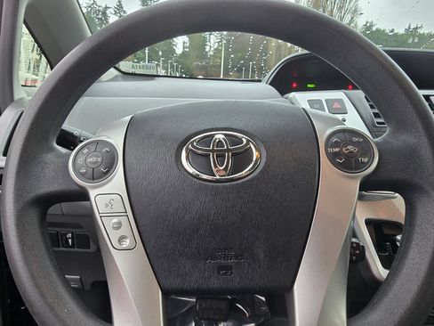 Used 2012 Toyota Prius V Three FWD image 27
