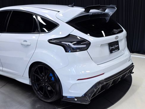 Used 2017 Ford Focus RS AWD/4WD image 58