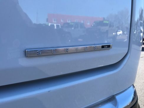 Used 2024 Jeep Wagoneer Series II image 36