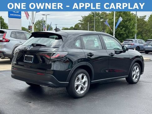 Certified 2023 Honda HR-V LX image 3