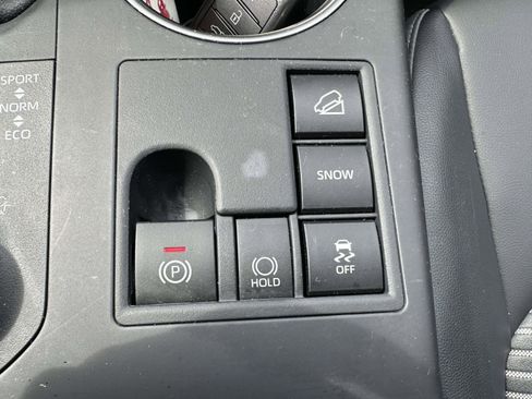 Used 2025 Toyota Highlander XSE image 34