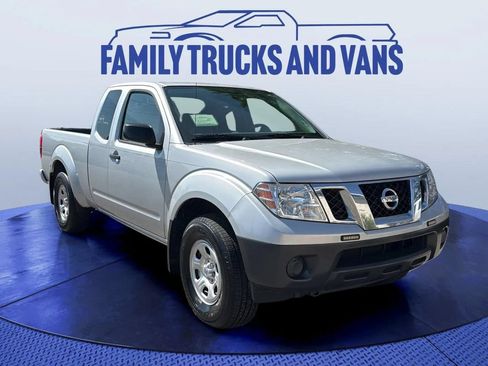 Used 2021 Nissan Frontier S AWD/4WD image 7