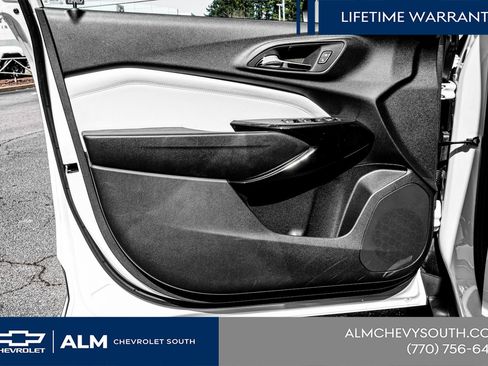 New 2025 Chevrolet Trax LT w/ Sunroof Package FWD image 47