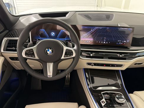 Used 2026 BMW X5 xDrive40i w/ Executive Package AWD/4WD image 30