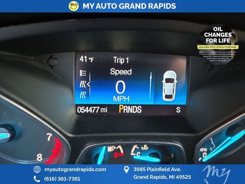 Used 2017 Ford Escape SE w/ SE Sport Appearance Package image 32