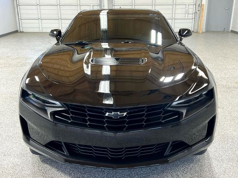 Used 2022 Chevrolet Camaro LT w/ Technology Package image 7