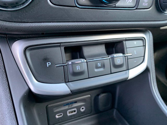 Used 2024 GMC Terrain SLT AWD/4WD image 24
