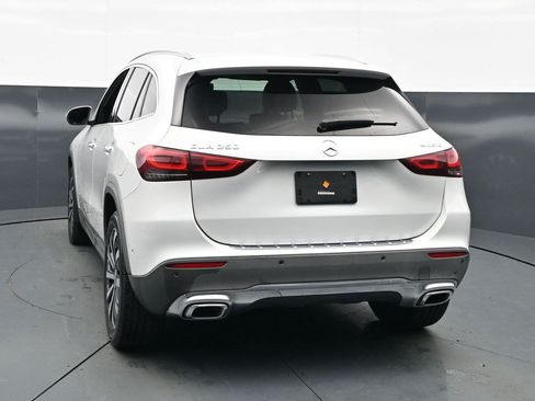 Used 2021 Mercedes-Benz GLA 250 4MATIC image 6