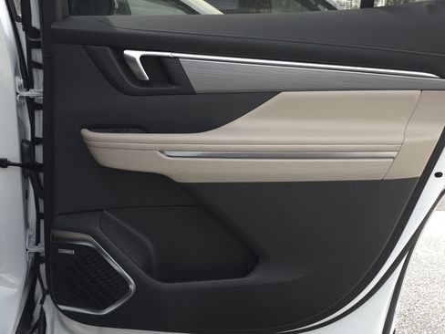 New 2026 Buick Enclave Preferred w/ Power Package FWD image 45