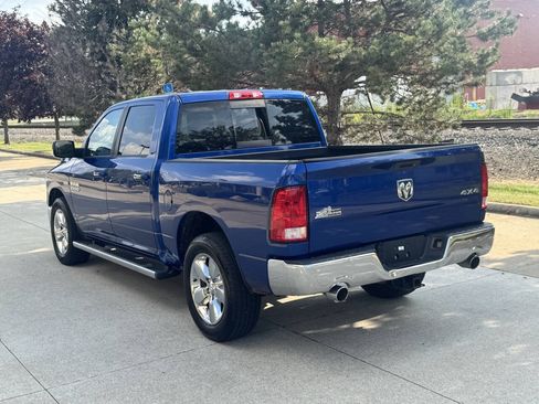Used 2015 RAM 1500 Big Horn AWD/4WD image 3