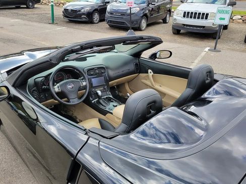 Used 2011 Chevrolet Corvette Grand Sport w/ Preferred Equipment Group RWD image 36