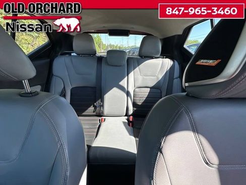 Used 2022 Nissan Kicks SR w/ Premium Package FWD image 10