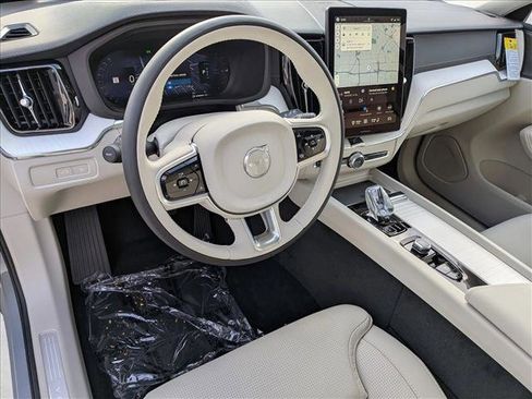 New 2026 Volvo XC60 T8 Ultra w/ Protection Package Premier image 3