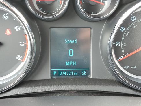 Used 2015 Buick Encore Premium w/ Experience Buick Package image 23