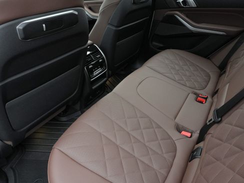 Used 2024 BMW X5 M60i w/ Climate Comfort Package AWD/4WD image 38