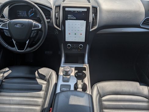 Used 2024 Ford Edge SEL AWD/4WD image 10