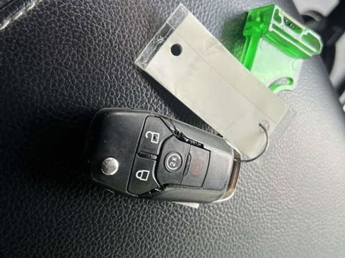 Used 2017 Ford F250 Lariat w/ Tow Technology Bundle image 33