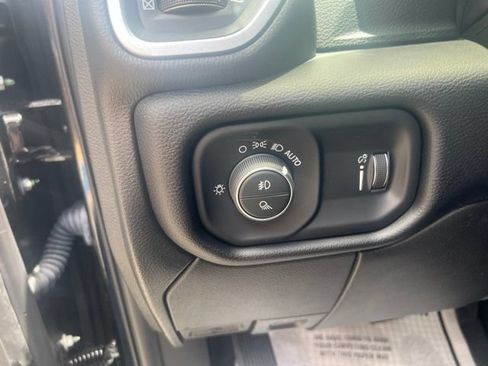 Used 2024 RAM 2500 Big Horn w/ Protection Group AWD/4WD image 19