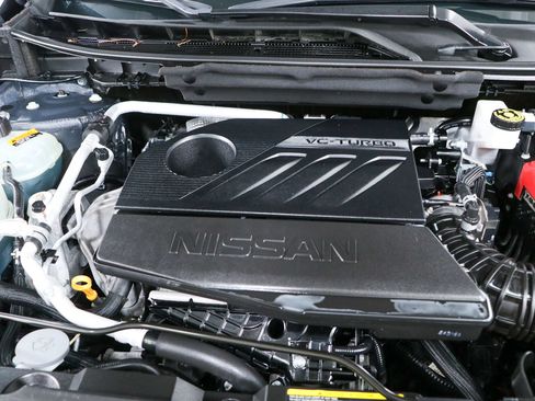 Used 2024 Nissan Rogue SV FWD image 30