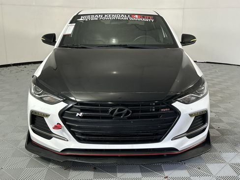Used 2017 Hyundai Elantra Sport FWD image 3