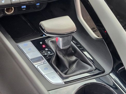 Used 2025 Hyundai Elantra SEL image 26