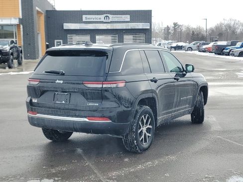 New 2025 Jeep Grand Cherokee Limited AWD/4WD image 2