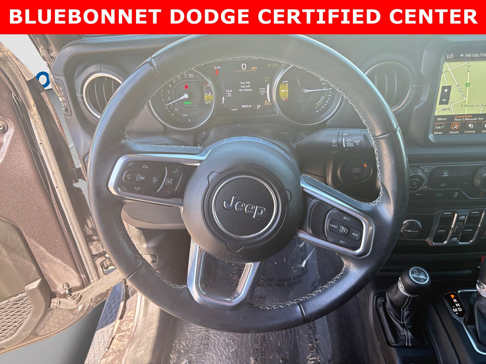 Used 2022 Jeep Wrangler Unlimited Sahara AWD/4WD image 13