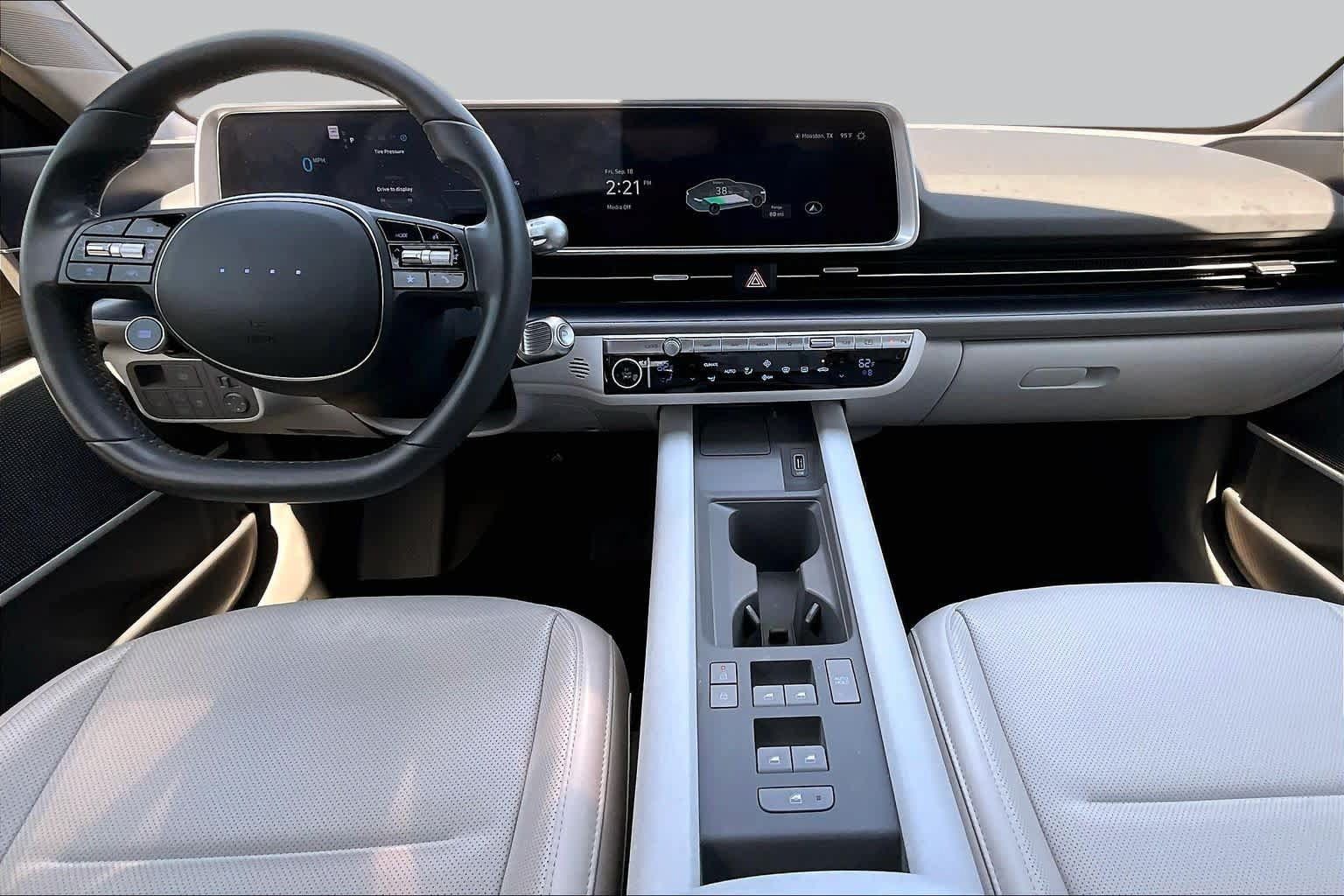 Certified 2025 Hyundai Ioniq 6 SEL RWD image 16