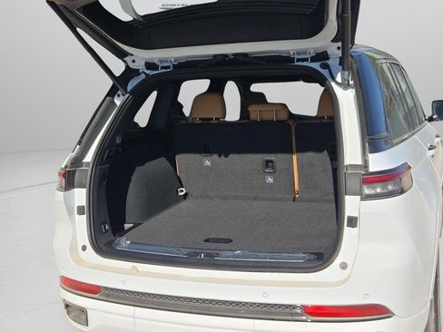 New 2025 Jeep Grand Cherokee Summit w/ Obsidian Package image 26