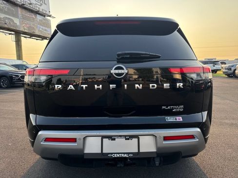Used 2024 Nissan Pathfinder Platinum w/ Cargo Package AWD/4WD image 5